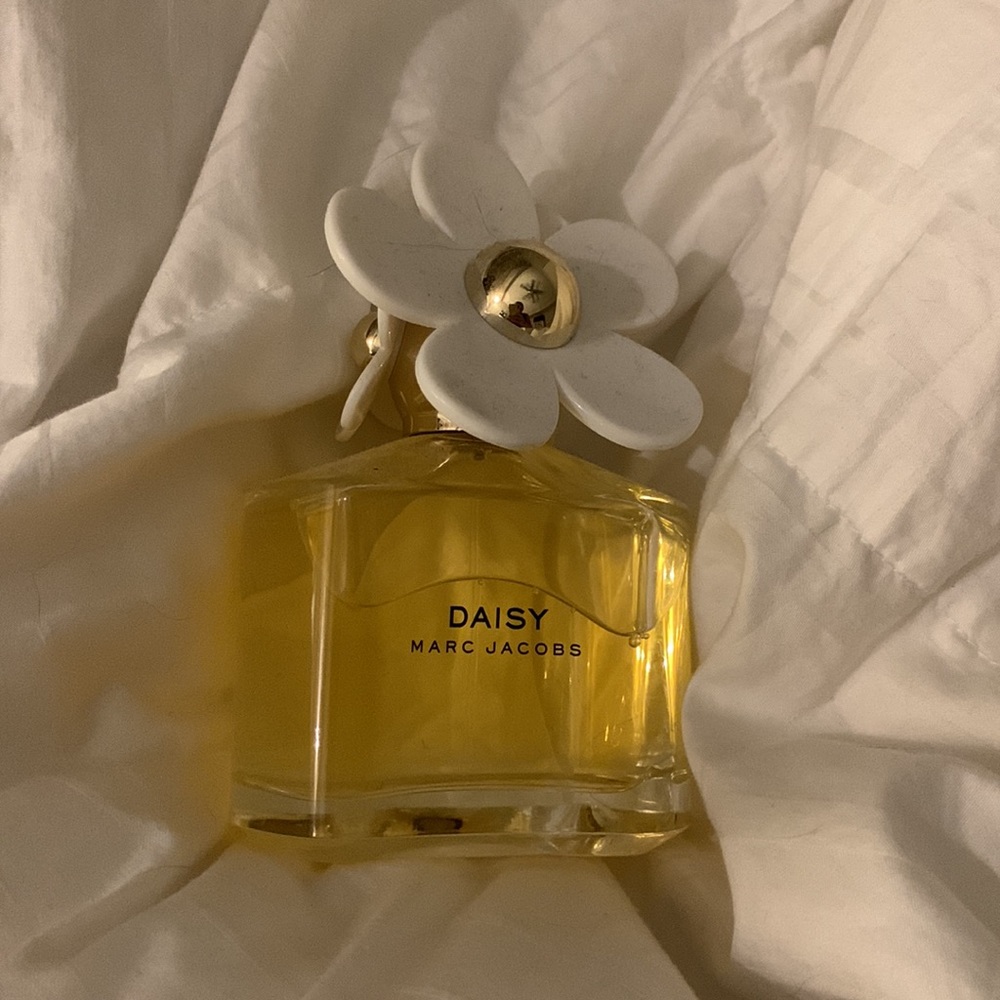Daisy Marc Jacobs Original NWOT + Free Shipping